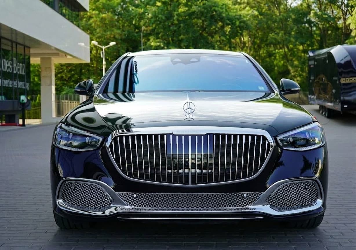 Ambassador Buses Mercedes Maybach premium sedan
